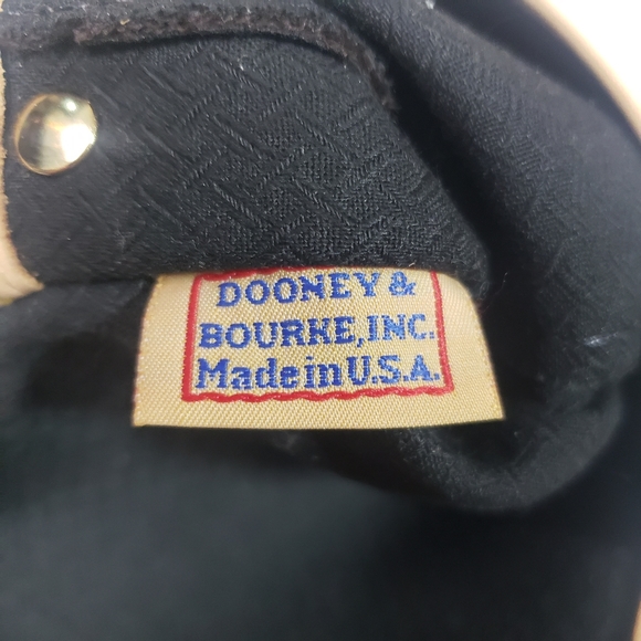 Dooney & Bourke Wristlet - Picture 6 of 10